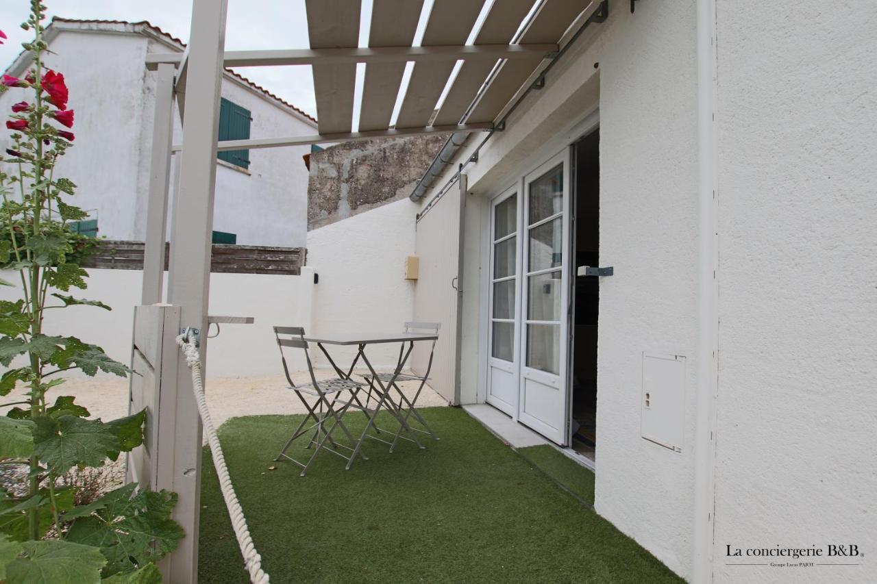 House On The Island Of Oleron Near The Cotiniere Villa Saint-Pierre-d'Oleron Buitenkant foto